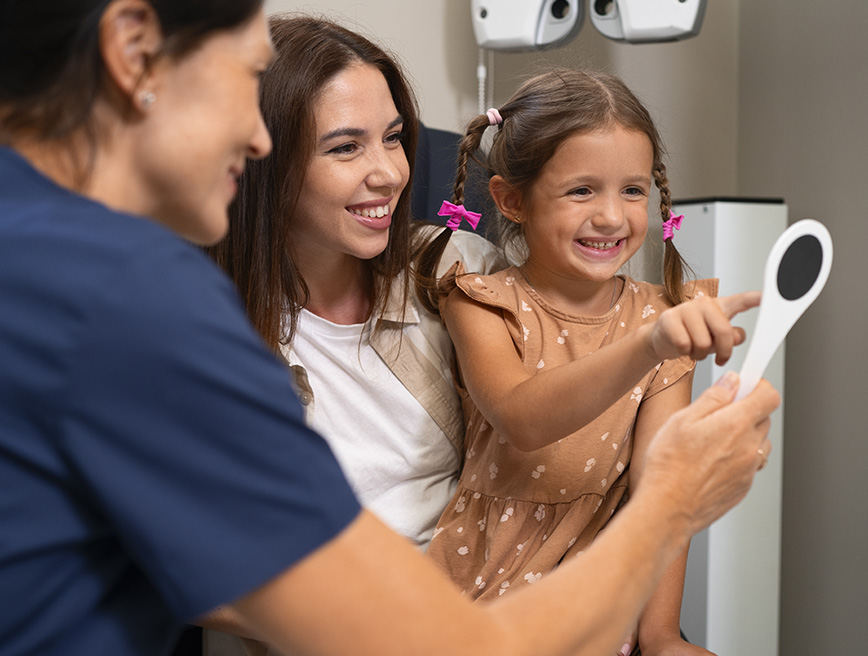Bambini e prima visita dal dentista: cosa aspettarsi